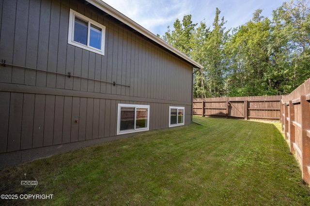 19103 Trail Bay Drive, Eagle River, AK 99577