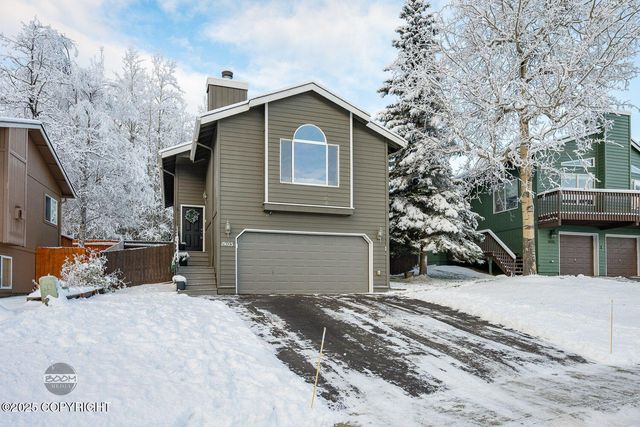 19103 Trail Bay Drive, Eagle River, AK 99577