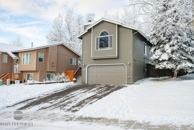 19103 Trail Bay Drive, Eagle River, AK 99577