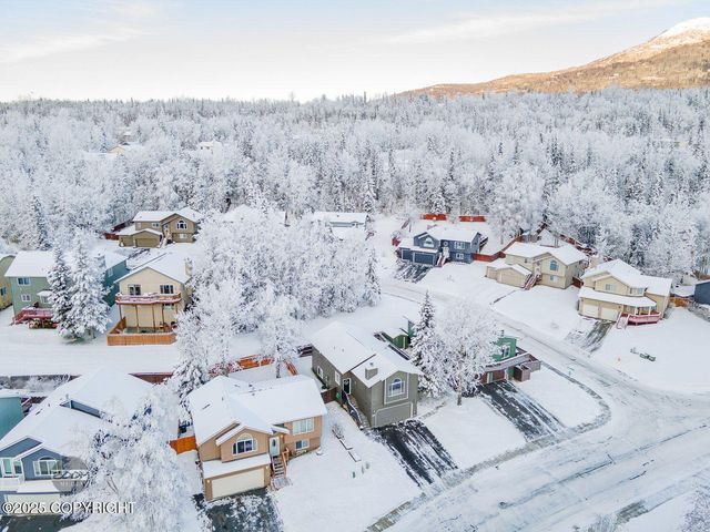 19103 Trail Bay Drive, Eagle River, AK 99577