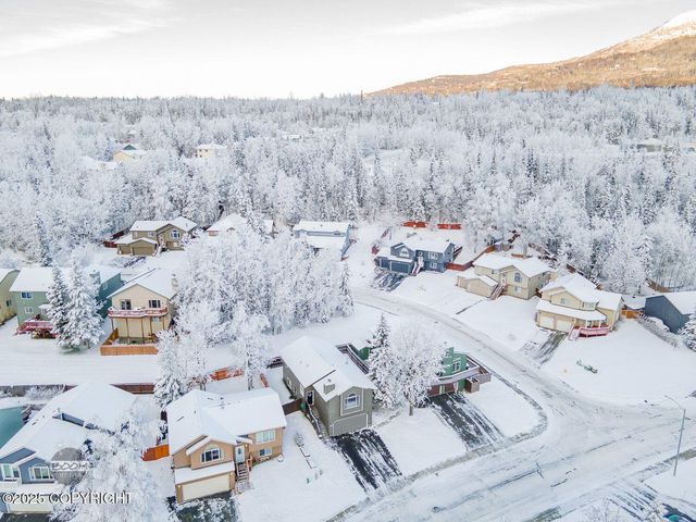 19103 Trail Bay Drive, Eagle River, AK 99577