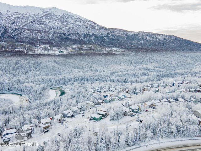 19103 Trail Bay Drive, Eagle River, AK 99577