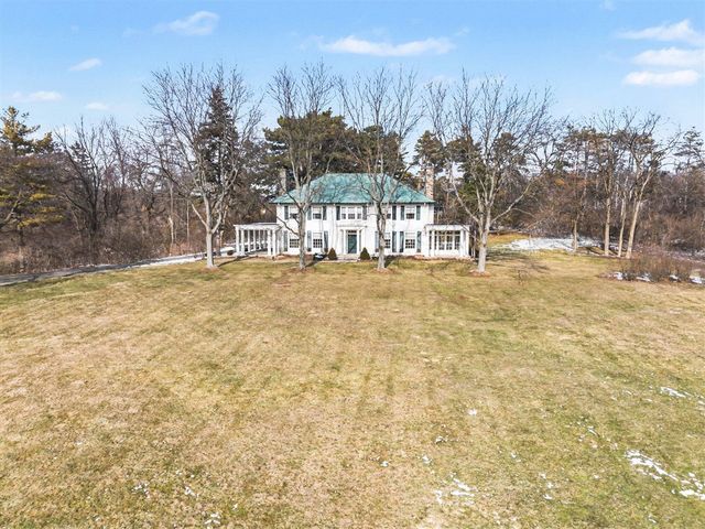 3215 W Dobson Place, Ann Arbor, MI 48105