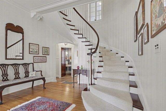 3215 W Dobson Place, Ann Arbor, MI 48105