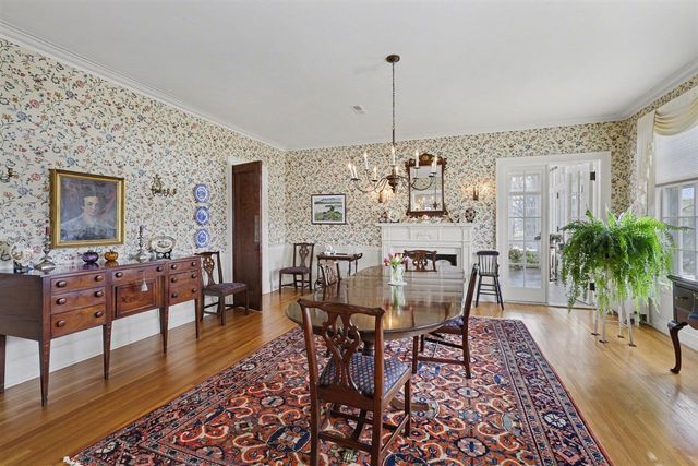 3215 W Dobson Place, Ann Arbor, MI 48105