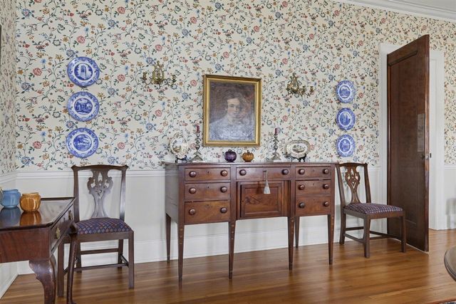 3215 W Dobson Place, Ann Arbor, MI 48105