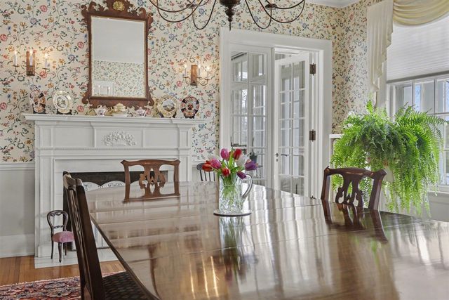 3215 W Dobson Place, Ann Arbor, MI 48105