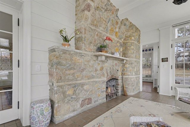 3215 W Dobson Place, Ann Arbor, MI 48105