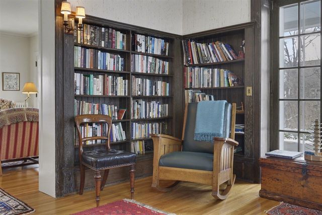 3215 W Dobson Place, Ann Arbor, MI 48105