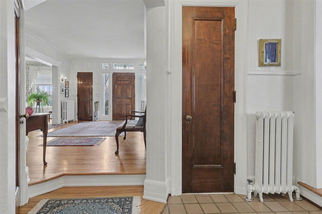 3215 W Dobson Place, Ann Arbor, MI 48105