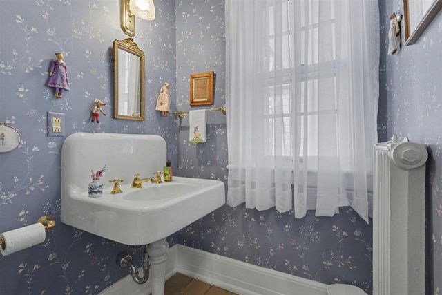 3215 W Dobson Place, Ann Arbor, MI 48105