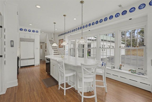 3215 W Dobson Place, Ann Arbor, MI 48105