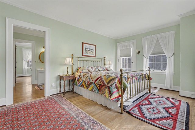 3215 W Dobson Place, Ann Arbor, MI 48105