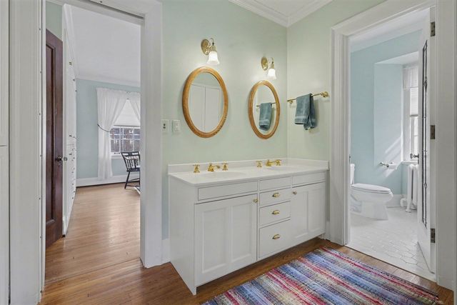 3215 W Dobson Place, Ann Arbor, MI 48105