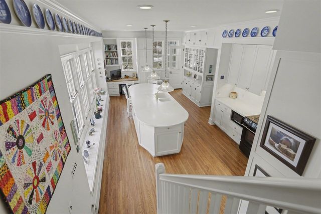 3215 W Dobson Place, Ann Arbor, MI 48105