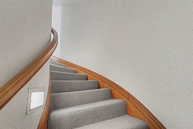 3215 W Dobson Place, Ann Arbor, MI 48105