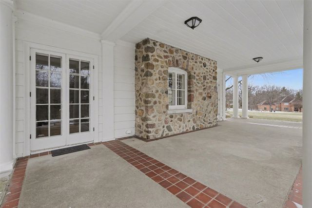 3215 W Dobson Place, Ann Arbor, MI 48105