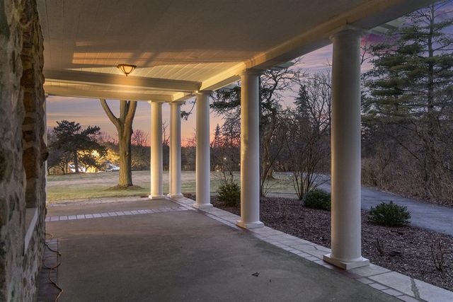 3215 W Dobson Place, Ann Arbor, MI 48105