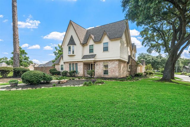 24302 Hollywick Drive, Tomball, TX 77375