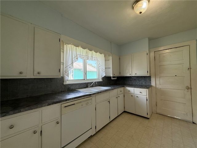 420 Tompkins Street, Elmira City, NY 14901