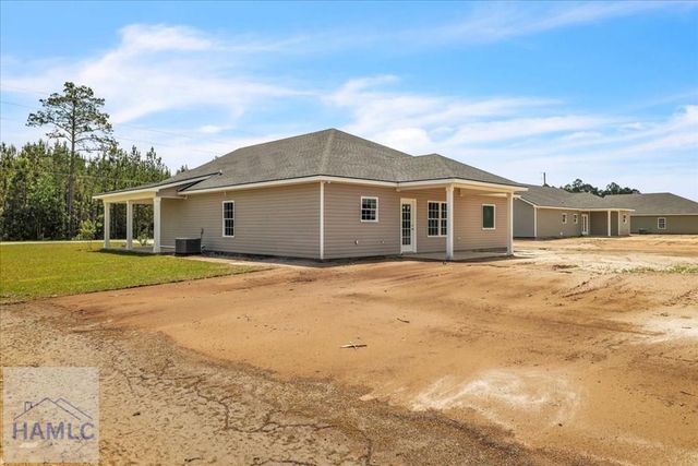 295 Lanier Road NE, Ludowici, GA 31316