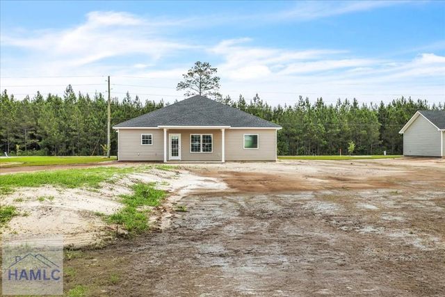 295 Lanier Road NE, Ludowici, GA 31316
