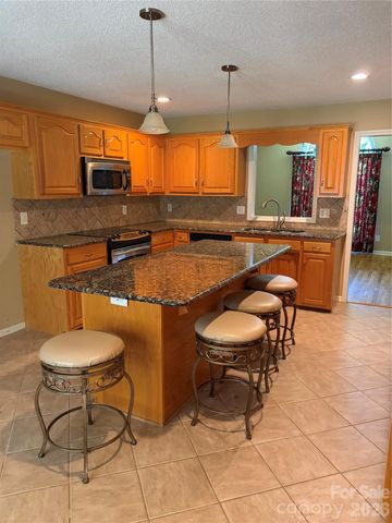 1697 Old Mill Road, Lincolnton, NC 28092