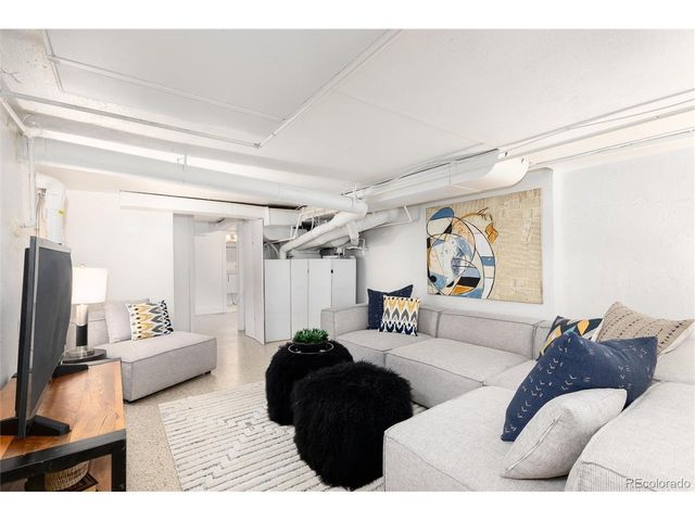 2634 Stuart St, Denver, CO 80212