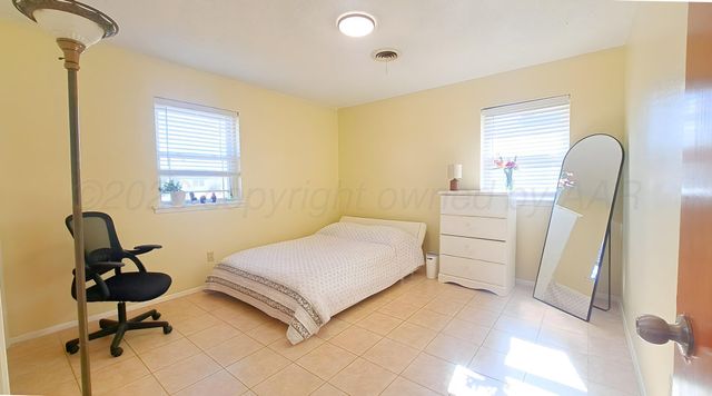 1716 SUNSET, Dumas, TX 79029