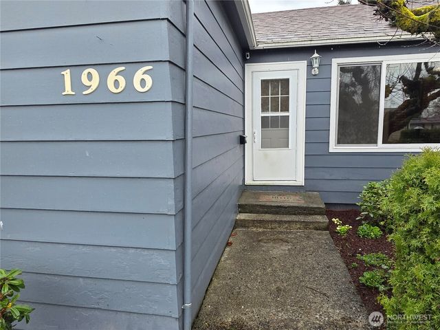 1966 Wilson Ave., Enumclaw, WA 98022