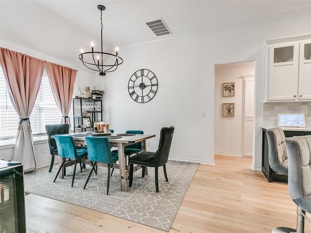 10104 NW 138th Circle, Yukon, OK 73099