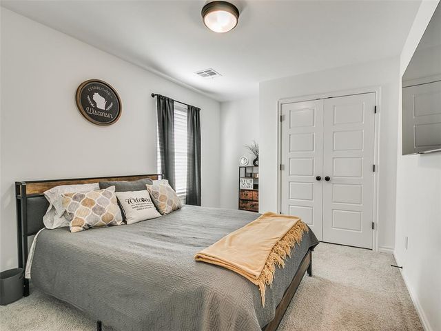 10104 NW 138th Circle, Yukon, OK 73099