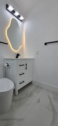 9612 Grand Canal Drive, Miami, FL 33174