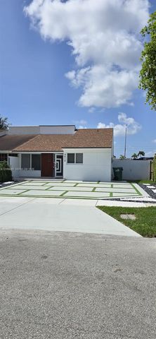 9612 Grand Canal Drive, Miami, FL 33174