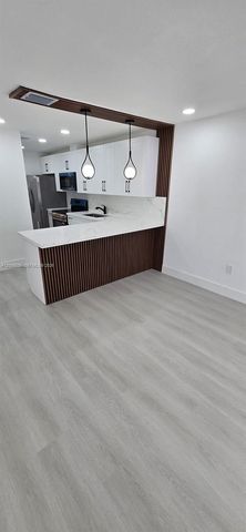 9612 Grand Canal Drive, Miami, FL 33174