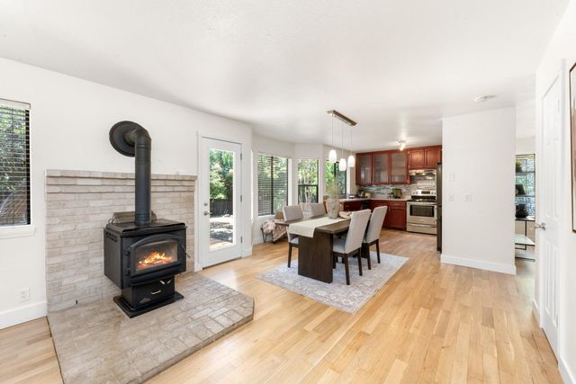 2816 Hillcrest Dr, Cameron Park, CA 95682