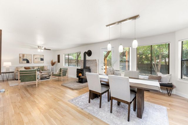 2816 Hillcrest Dr, Cameron Park, CA 95682