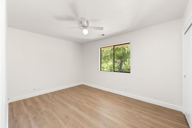 2816 Hillcrest Dr, Cameron Park, CA 95682