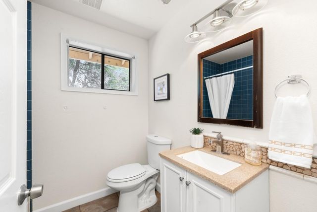 2816 Hillcrest Dr, Cameron Park, CA 95682