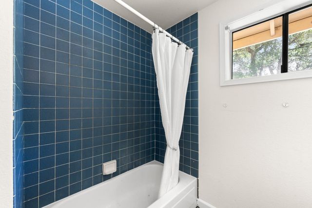 2816 Hillcrest Dr, Cameron Park, CA 95682