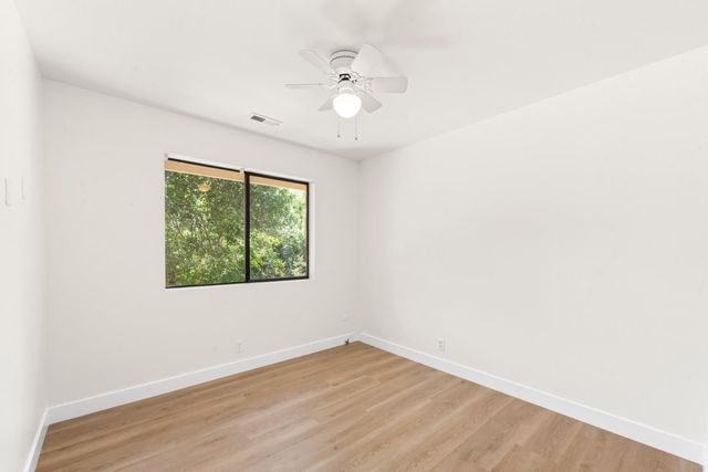 2816 Hillcrest Dr, Cameron Park, CA 95682