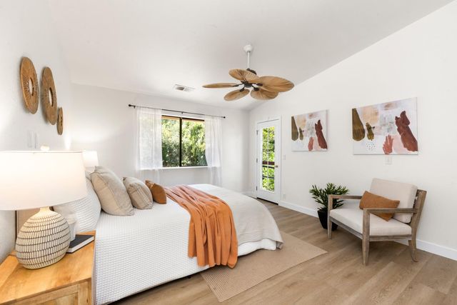 2816 Hillcrest Dr, Cameron Park, CA 95682