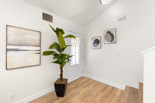 2816 Hillcrest Dr, Cameron Park, CA 95682
