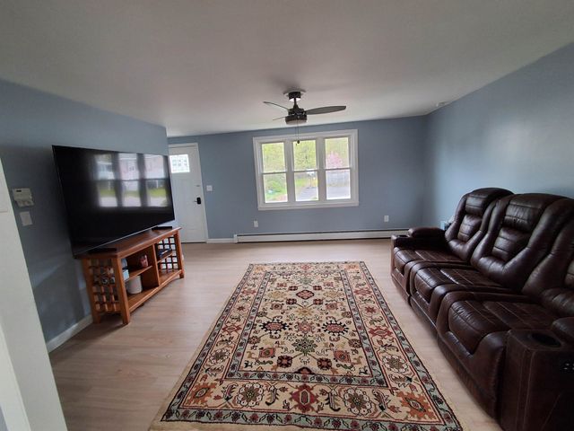 31 Howard Avenue, Northfield, NH 03276