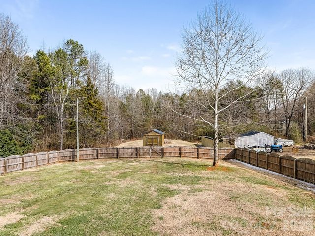 8446 Clear Meadow Lane, Charlotte, NC 28227