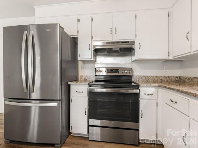 8446 Clear Meadow Lane, Charlotte, NC 28227