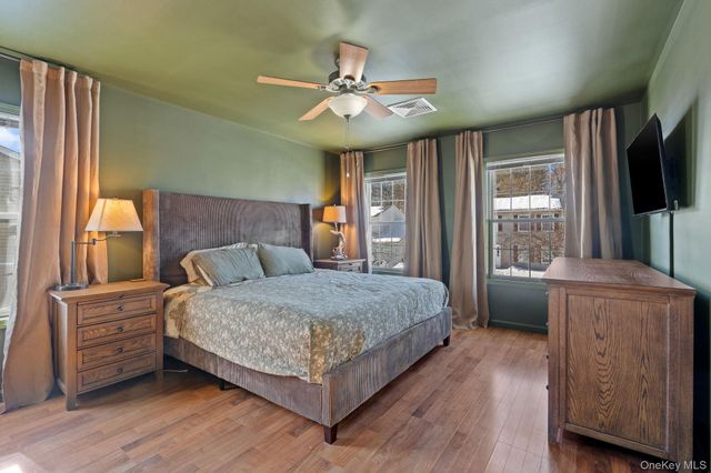 35 Wood Street, Poughkeepsie, NY 12603