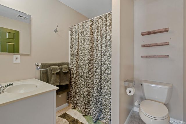 35 Wood Street, Poughkeepsie, NY 12603