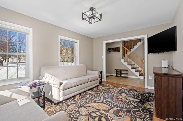 35 Wood Street, Poughkeepsie, NY 12603