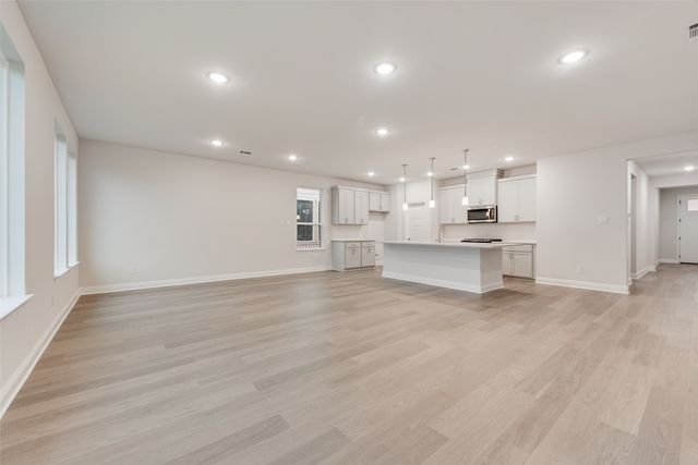1013 Canoe Way, Crowley, TX 76036